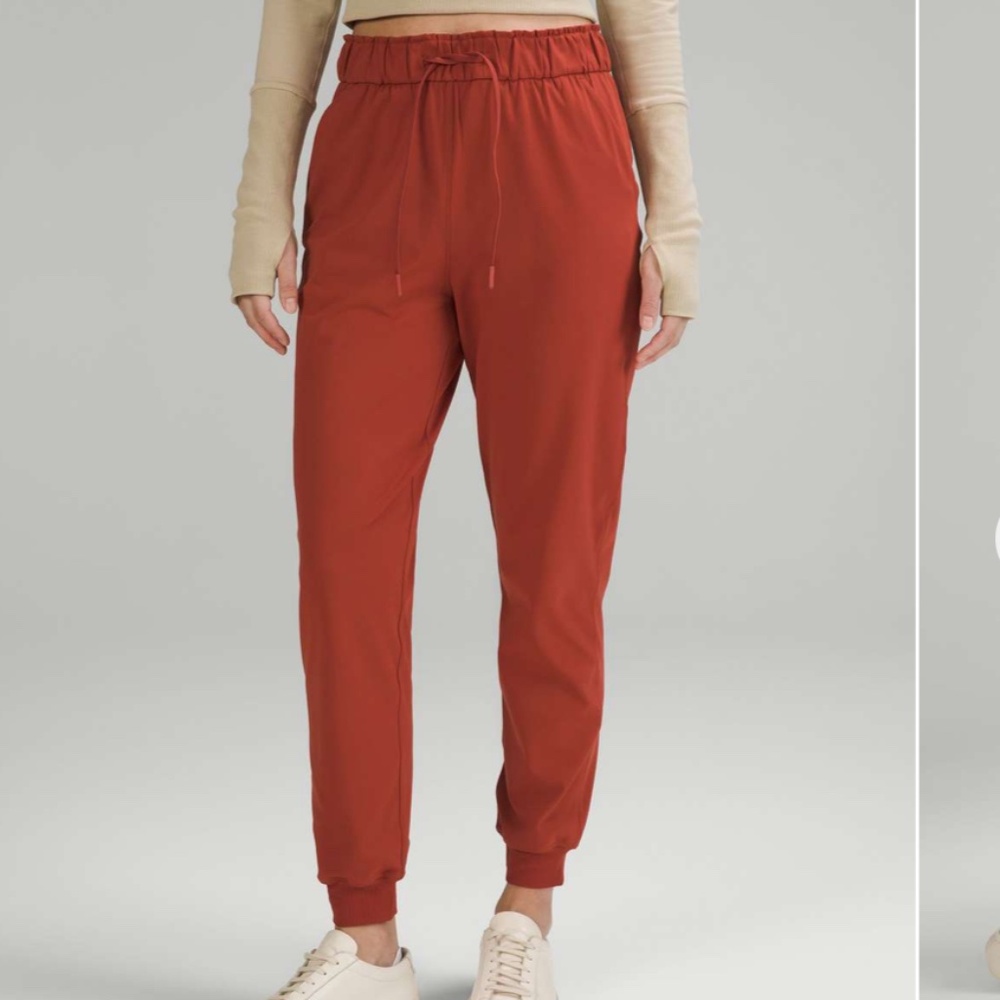 Lululemon Stretch High-Rise Jogger, Size 2